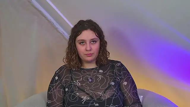 Snapshot of MaryMurray chatting on January 2026 06:23:01 PM MaryMurray online show from January 2026 06:23:01 PM