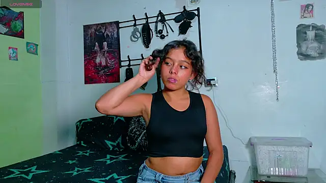 clydexxxbunny online show from May 2026 09:54:01 PM
