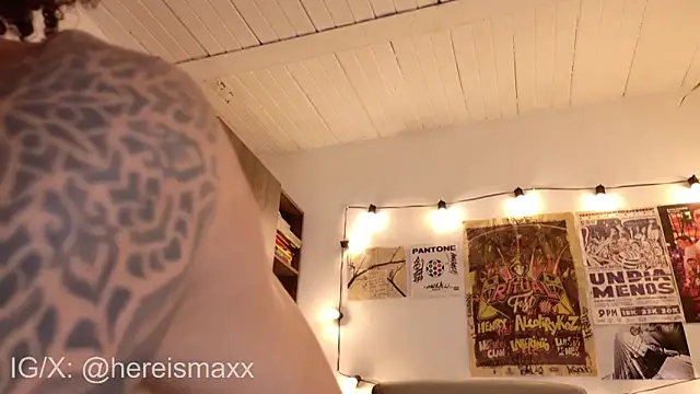 MaxG   online show from December 2025 09:11:02 AM