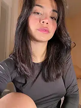 Adriennesexxx online show from February 2026 08:19:02 PM