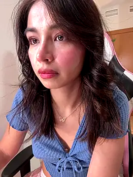 Adriennesexxx online show from November 2025 06:08:01 PM