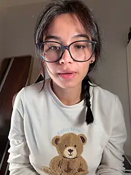 Adriennesexxx online show from March 2026 10:15:02 PM