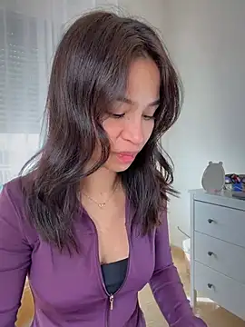 Adriennesexxx online show from February 2026 10:44:02 AM