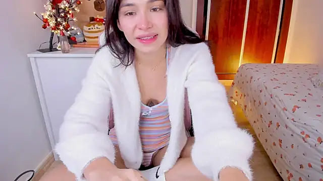 Adriennesexxx online show from November 2025 06:45:02 PM