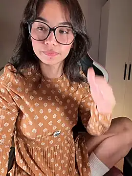 Adriennesexxx online show from March 2026 07:07:02 PM