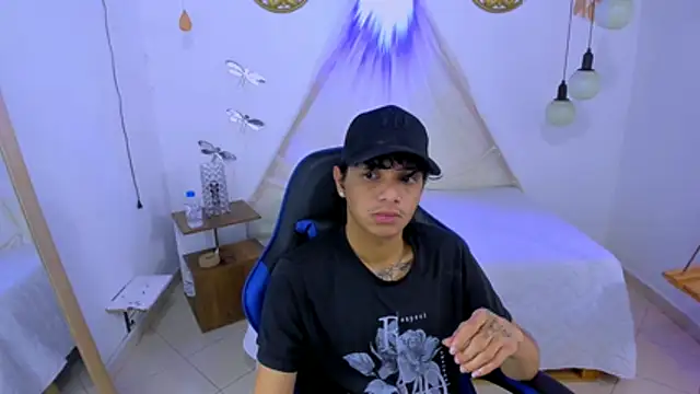 Brand habes online show from November 2025 01:33:02 PM