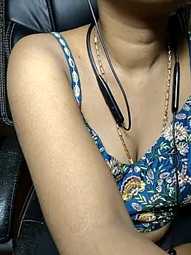 Anjali cute-Pondati online show from May 2026 02:10:03 AM