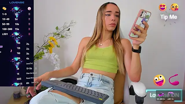 Linda Crawford online show from February 2025 07:15:02 PM