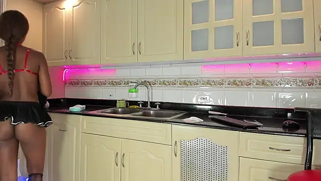 NatazhaQueen online show from March 2025 06:39:02 PM