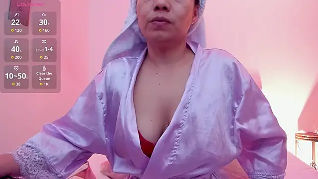 Sofia Walke1 online show from November 2025 01:00:02 AM