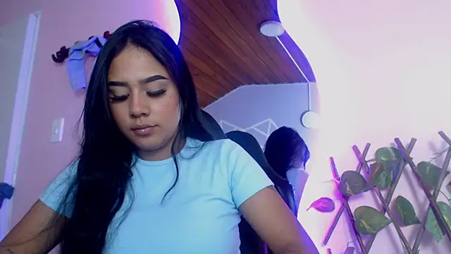 Snapshot of Shaarongp chatting on March 2025 10:39:02 PM Shaarongp online show from March 2025 10:39:02 PM