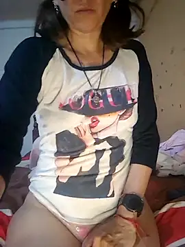Lunababymylove online show from July 2026 02:57:01 AM