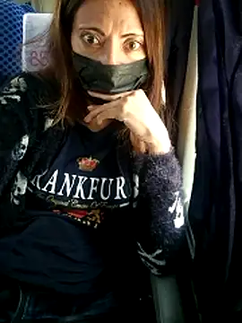 Lunababymylove online show from May 2026 03:07:01 PM