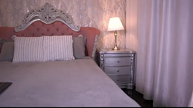 AngelineConnor online show from February 2026 12:22:01 AM