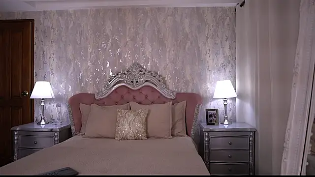AngelineConnor online show from June 2026 11:05:01 PM