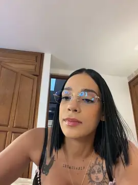 AngelineConnor online show from April 2026 10:28:01 PM