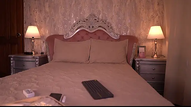 AngelineConnor online show from May 2026 09:45:02 PM