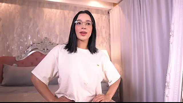 AngelineConnor online show from March 2026 11:44:01 PM