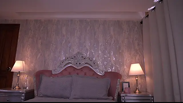 AngelineConnor online show from May 2026 07:17:01 PM