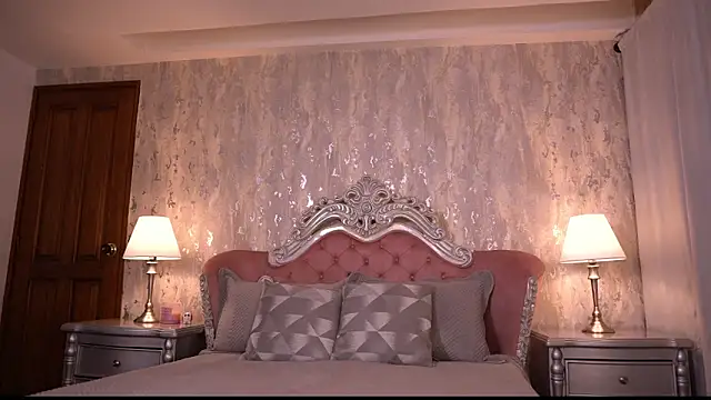 AngelineConnor online show from November 2025 11:09:01 PM