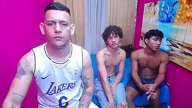 hugecocks hot online show from January 2026 11:41:02 PM