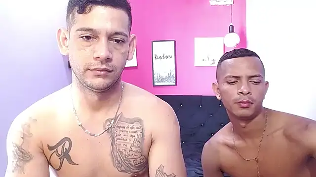 hugecocks hot online show from May 2026 08:06:02 PM