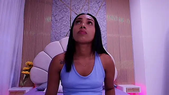 nata luna online show from April 2026 07:15:01 PM