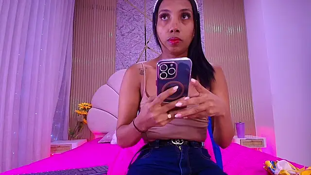 nata luna online show from June 2026 07:13:01 PM