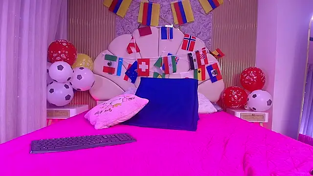 nata luna online show from July 2026 07:14:01 PM