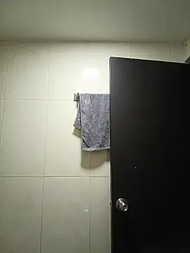 KaelMoreau online show from November 2025 08:14:01 AM