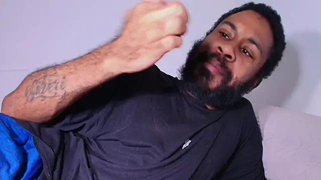 KaelMoreau online show from March 2026 10:15:01 AM