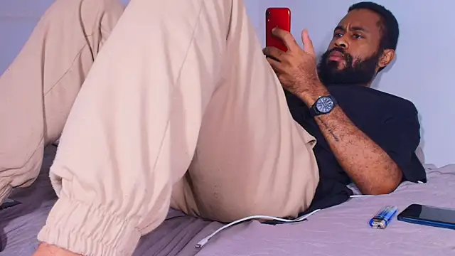 KaelMoreau online show from February 2026 04:35:01 AM