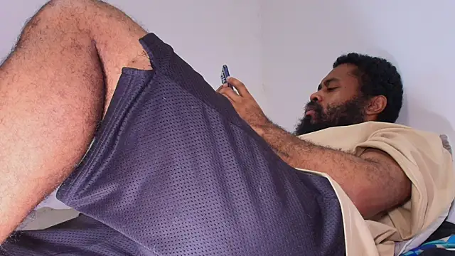 KaelMoreau online show from April 2026 11:56:02 AM