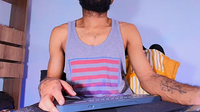 KaelMoreau online show from January 2026 12:58:01 AM