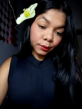 DIORA Latina online show from February 2026 04:23:02 AM