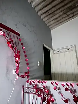 DIORA Latina online show from March 2026 02:28:01 AM