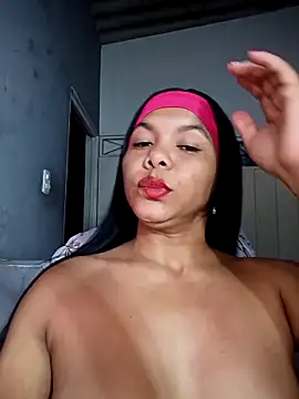 DIORA Latina online show from April 2026 03:33:02 AM