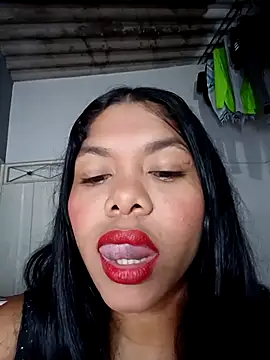 DIORA Latina online show from May 2026 03:31:02 AM