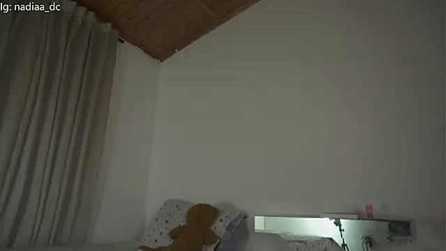 Nadiaa  online show from February 2026 12:20:02 AM