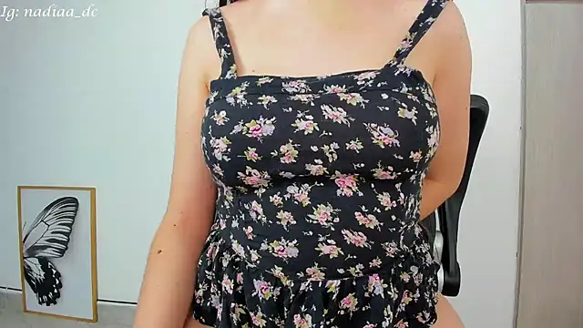 Nadiaa  online show from March 2025 03:53:02 AM