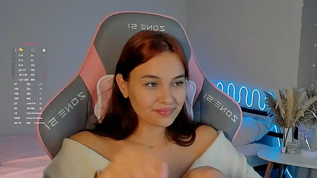 Snapshot of _Sweetie_ chatting on September 2025 01:32:02 PM Sweetie online show from September 2025 01:32:02 PM