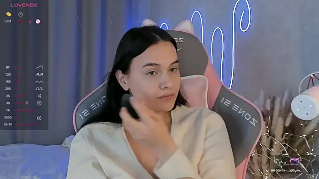 Snapshot of _Sweetie_ chatting on March 2025 07:41:02 PM Sweetie online show from March 2025 07:41:02 PM