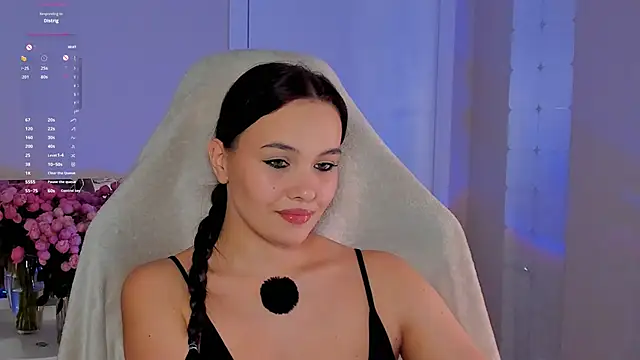 Snapshot of _Sweetie_ chatting on October 2025 11:55:01 AM Sweetie online show from October 2025 11:55:01 AM