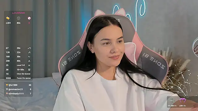 Snapshot of _Sweetie_ chatting on March 2025 05:27:01 PM Sweetie online show from March 2025 05:27:01 PM