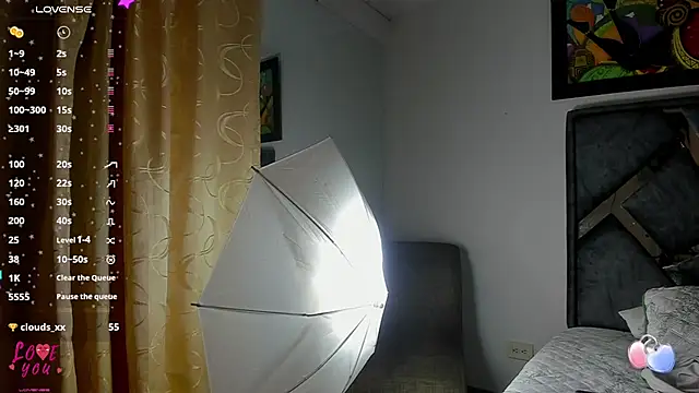 Vahiolet smith online show from October 2025 03:40:02 AM