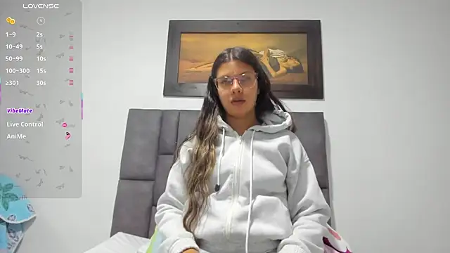 Vahiolet smith online show from June 2026 03:04:01 AM