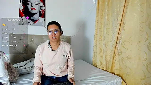 Vahiolet smith online show from October 2025 03:10:01 AM
