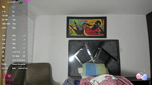 Vahiolet smith online show from October 2025 03:28:02 AM