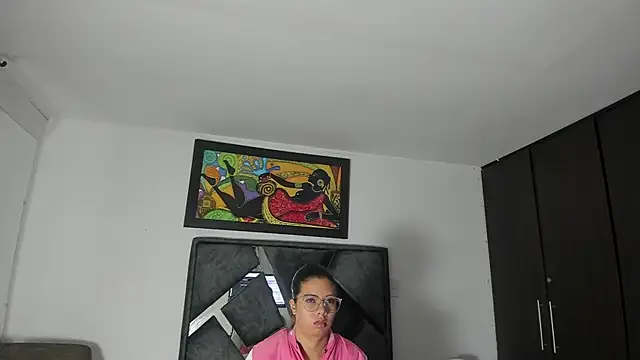 Vahiolet smith online show from October 2025 02:34:02 AM