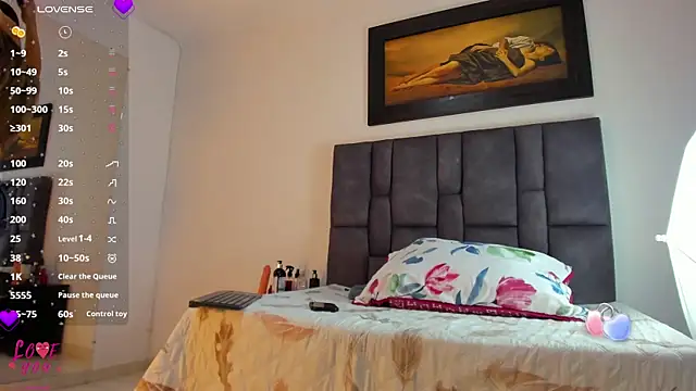 Vahiolet smith online show from March 2026 03:17:01 AM